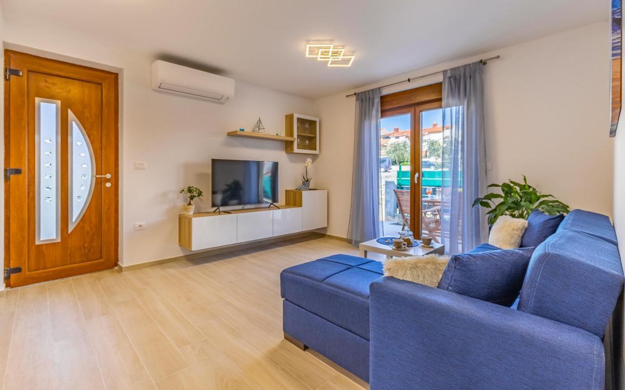 Apartment Blue Pula, New, Family Friendly, Comfortable, Free Parking And Wifi Ngoại thất bức ảnh