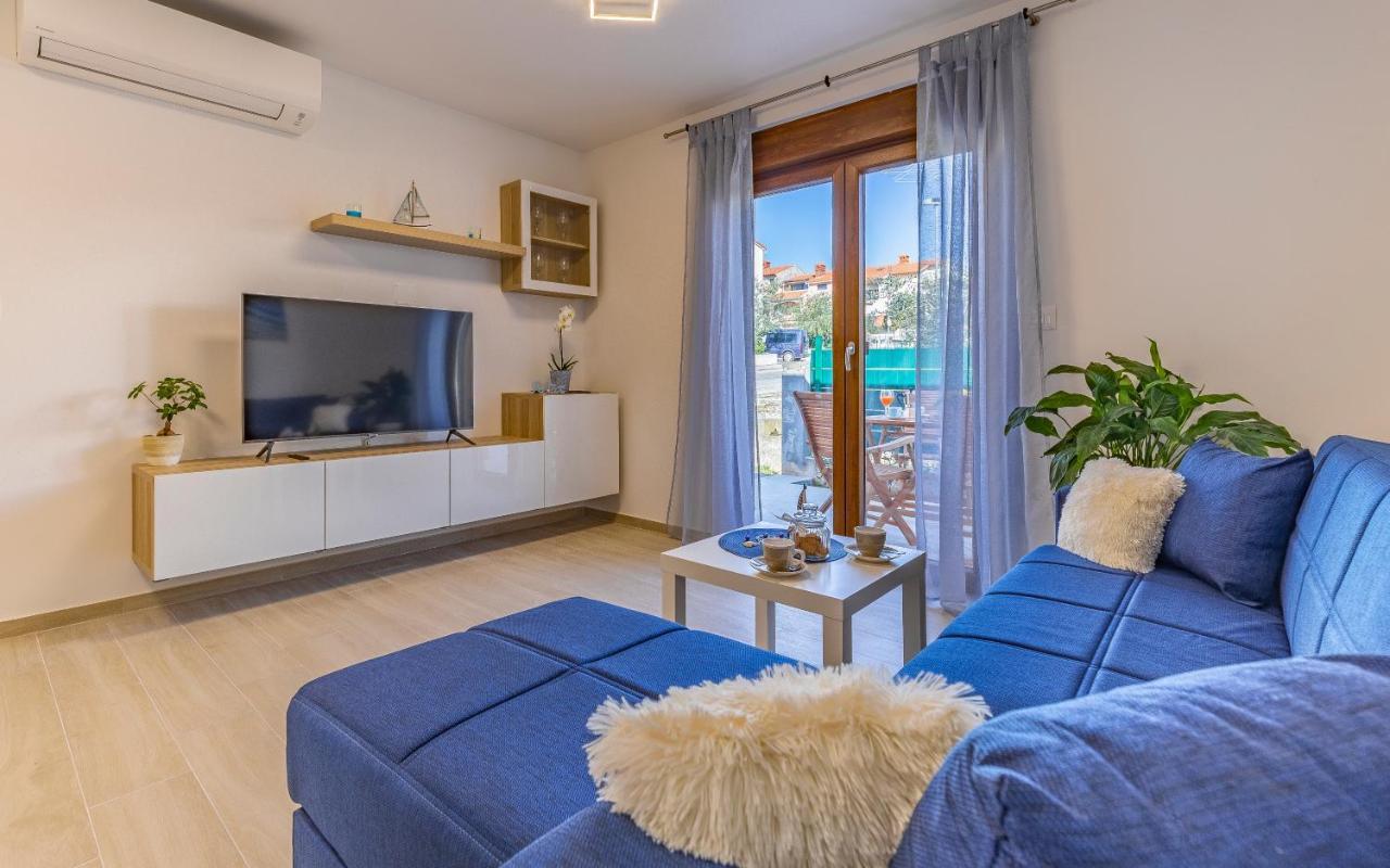 Apartment Blue Pula, New, Family Friendly, Comfortable, Free Parking And Wifi Ngoại thất bức ảnh